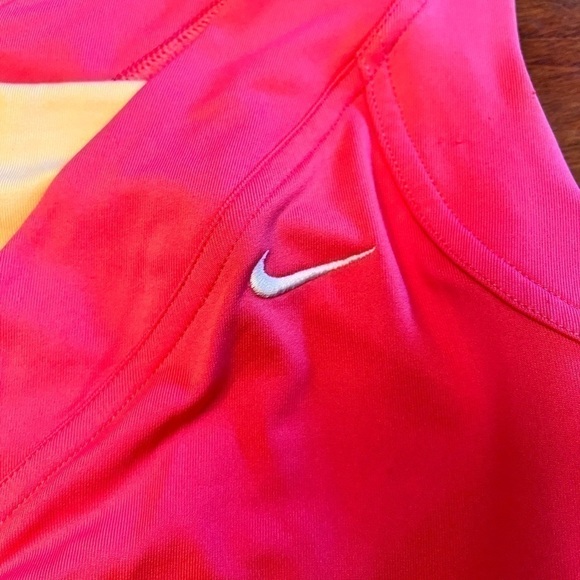 NIKE DRI FIT Ribbed Tank Top Ladies Size Small Excellent Condition Peach Color - Picture 4 of 6